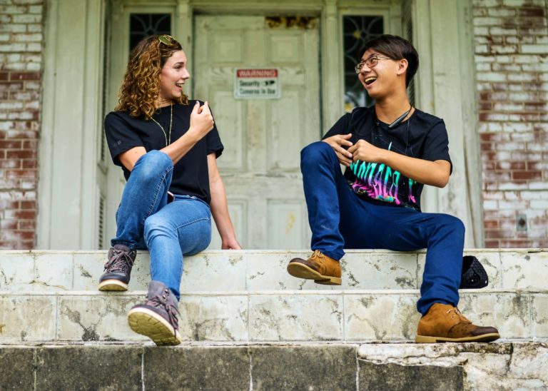 Helping Teens to Have Healthy Romantic Relationships